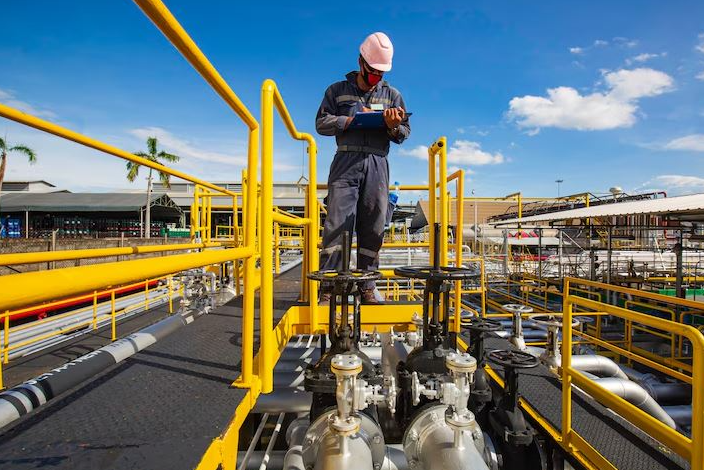 Understanding Midstream Energy Services: The Backbone of Energy Infrastructure